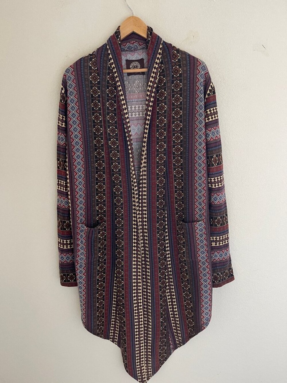 DOUBLE D RANCH Super Soft Wrap/Cardigan with Geometric Print: Size Large & NWOT!